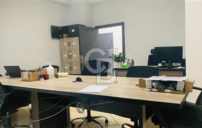 GOP VEDAT DOLAY CADDESİNDE KURUMSAL KİRACILI SATILIK MAĞAZA