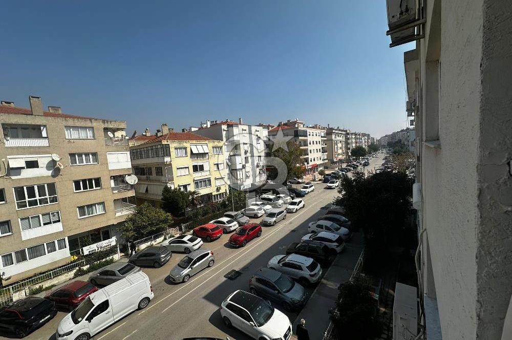 İZMİR KARŞIYAKA SOGUKKUYU 2+1 SATILIK DAİRE KAPALI MUTFAK