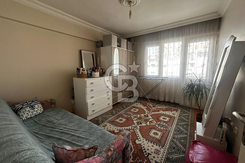 İZMİR KARŞIYAKA SOGUKKUYU 2+1 SATILIK DAİRE KAPALI MUTFAK