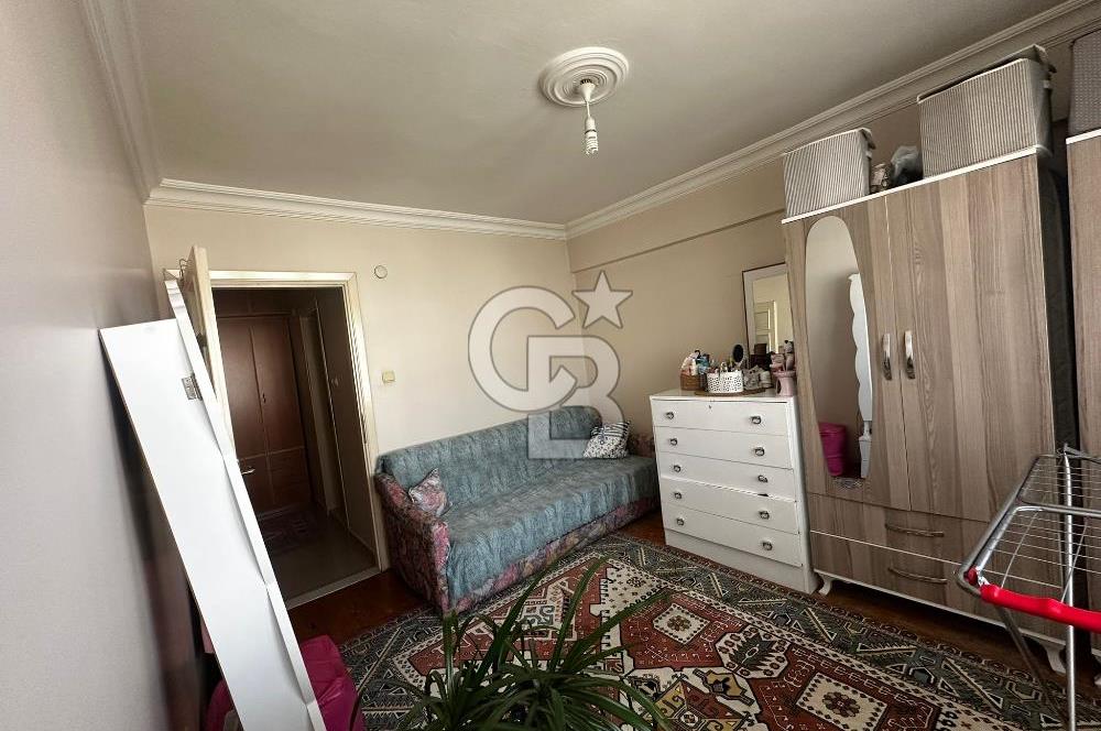 İZMİR KARŞIYAKA SOGUKKUYU 2+1 SATILIK DAİRE KAPALI MUTFAK