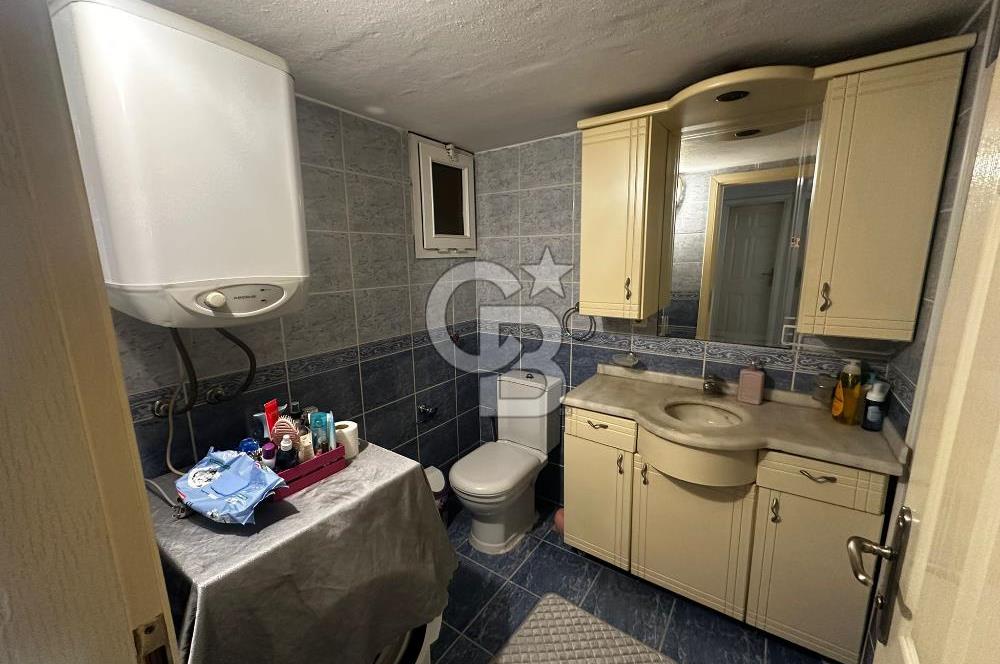 İZMİR KARŞIYAKA SOGUKKUYU 2+1 SATILIK DAİRE KAPALI MUTFAK