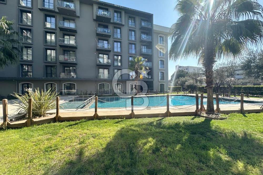 Çiğli Balatçıkda Site İçerisinde Havuz Cepheli 2+1 Kiralık Daire