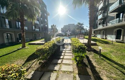 Çiğli Balatçıkda Site İçerisinde Havuz Cepheli 2+1 Kiralık Daire