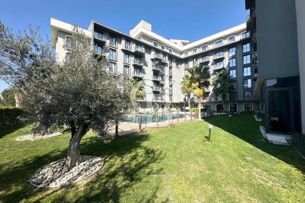 Çiğli Balatçıkda Site İçerisinde Havuz Cepheli 2+1 Kiralık Daire