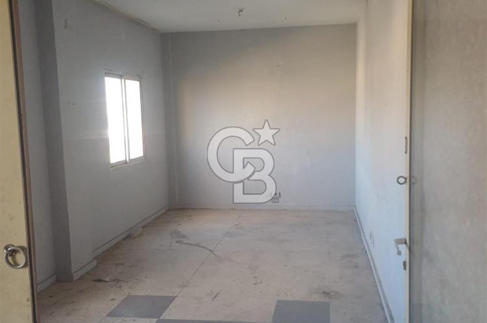 MUSELAND-IŞIKKENT AYAKKABICILAR ÇARŞISINDA SATILIK DÜKKAN