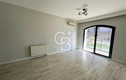 Çiğli Balatçıkda Site İçerisinde Havuz Cepheli 2+1 Kiralık Daire