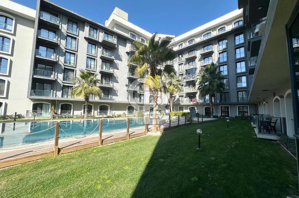 Çiğli Balatçıkda Site İçerisinde Havuz Cepheli 2+1 Kiralık Daire