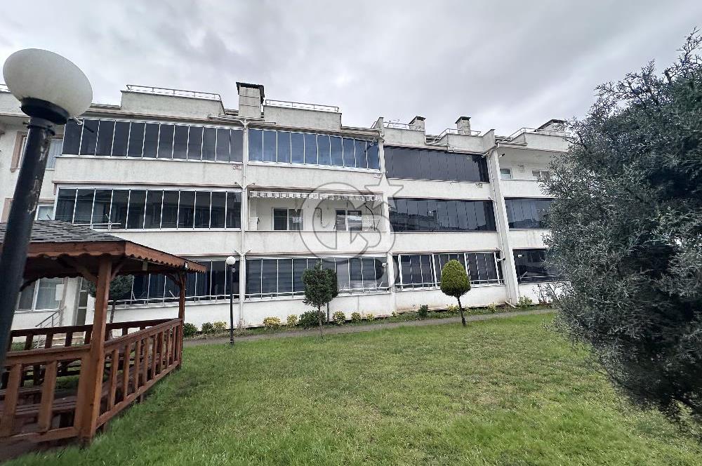 KARASU YALI MAHALLESİ İLKSAN SİTESİNDE SATILIK EŞYALI 2+1 DAİRE