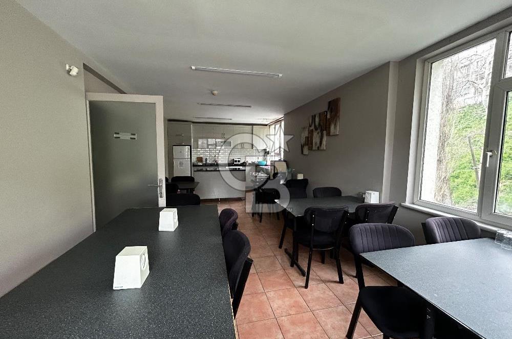 Dolapdere Caddesi’nde 980 m² Komple Ticari Bina | 9 Araç Otoparklı