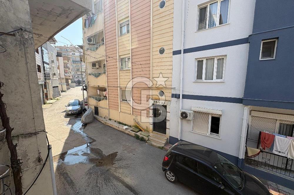 BAYRAKLI POSTACILARDA 2+1 KİRALIK DAİRE