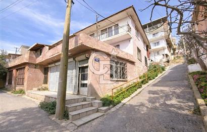 Bayraklı Alpaslan Mahallesinde Deniz Manzaralı Satılık Bina