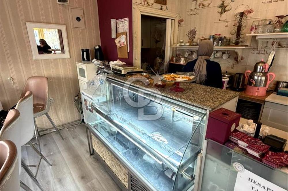 BAHÇELİEVLERDE DEVREN KİRALIK DÜKKAN 