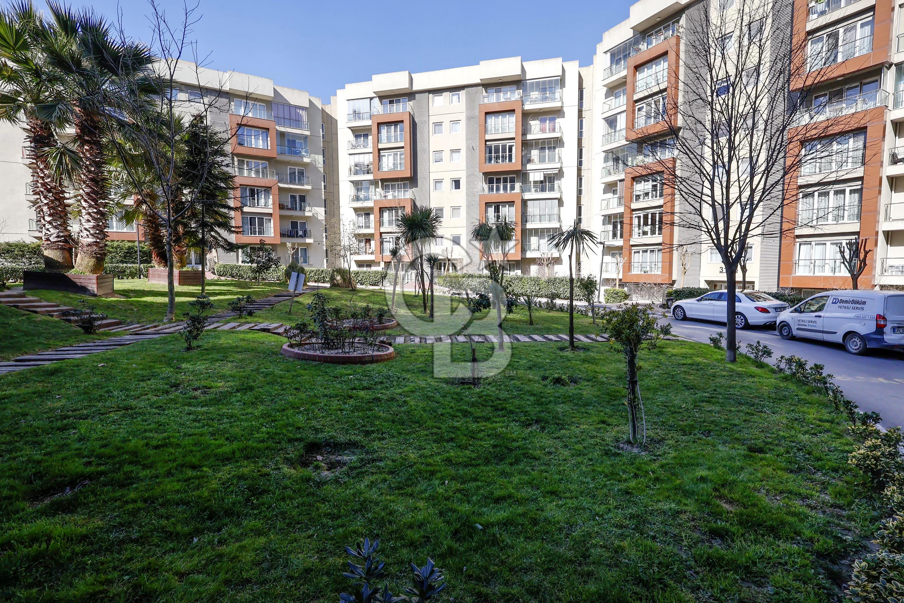 BAHÇELİEVLER AĞAOĞLU MY CITY 2+1 SATILIK DAİRE