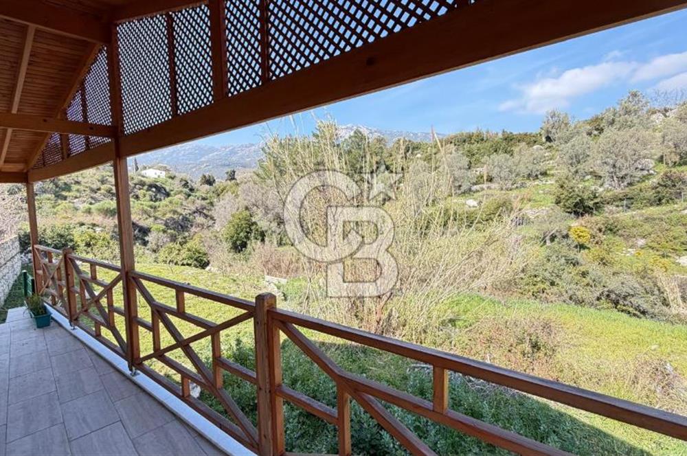 Karaburun Eğlenhoca'da 2+1 Bahçeli Tam Müstakil Ev