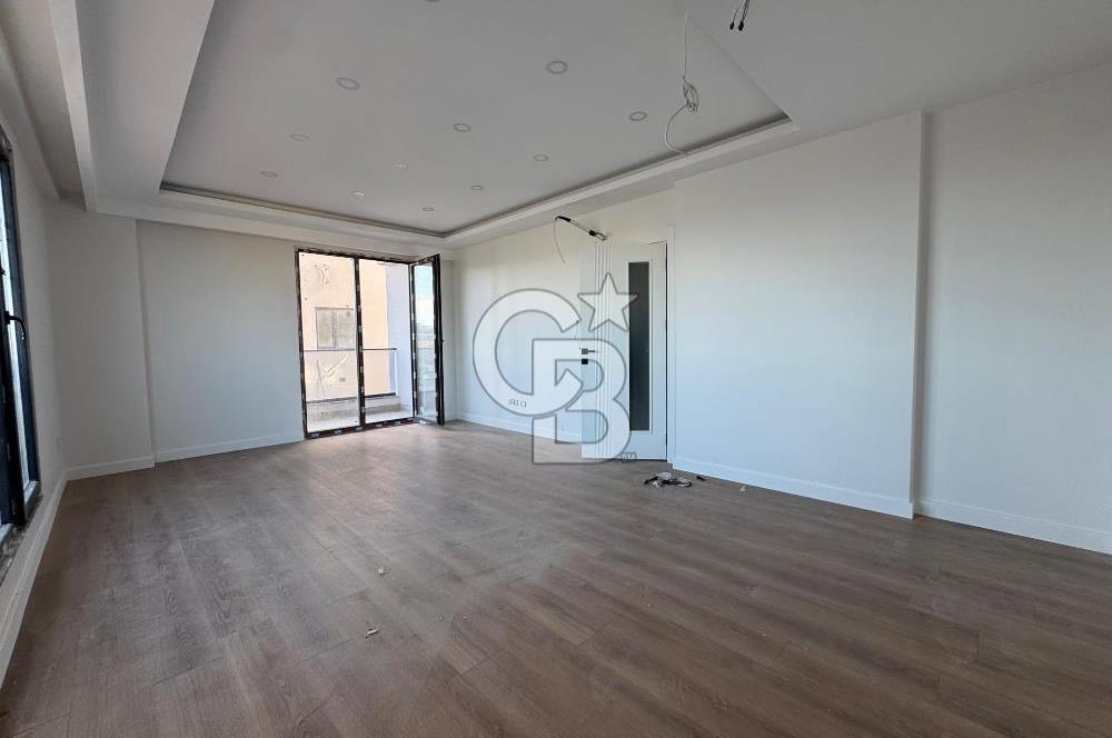 Arnavutköy'de Site İçinde Satılık 3+1 Daire 