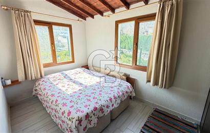 Karaburun Eğlenhoca'da 2+1 Bahçeli Tam Müstakil Ev