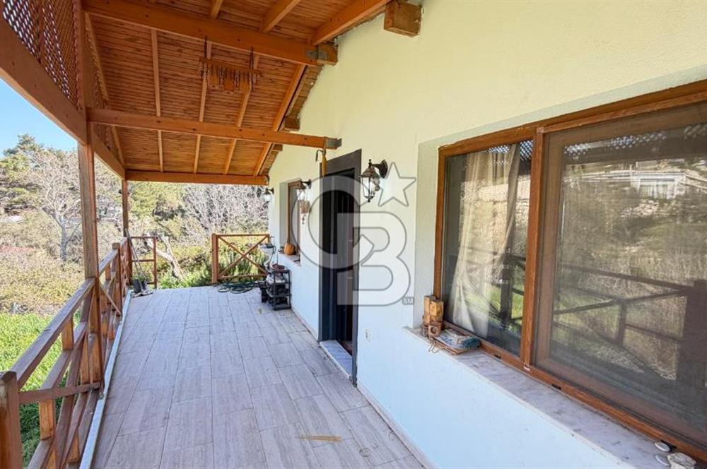 Karaburun Eğlenhoca'da 2+1 Bahçeli Tam Müstakil Ev