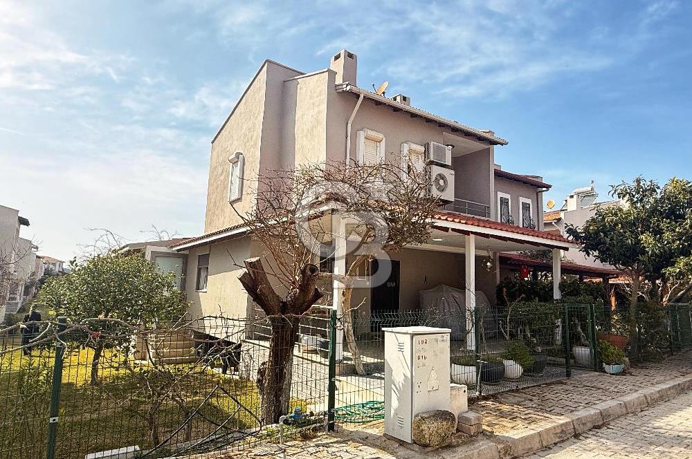 ÇEŞME 5+1 LÜKS VİLLA 