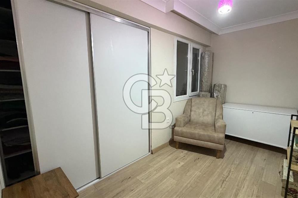 İzmir Küçük Çiğli’de Satılık Büyük 2+1 Daire   CB-PH