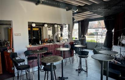 URLA MERKEZ’DE KÖŞE KONUMLU | YOĞUN YAYA-ARAÇ AKSINDA DEVREN KİRALIK İŞLETME