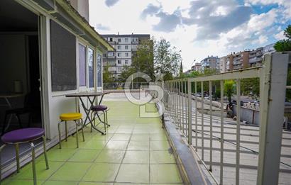 KİRALIK BORNOVA GEDİZ CADDESİ ÜZERİNDE TERASLI 1. KAT 150M