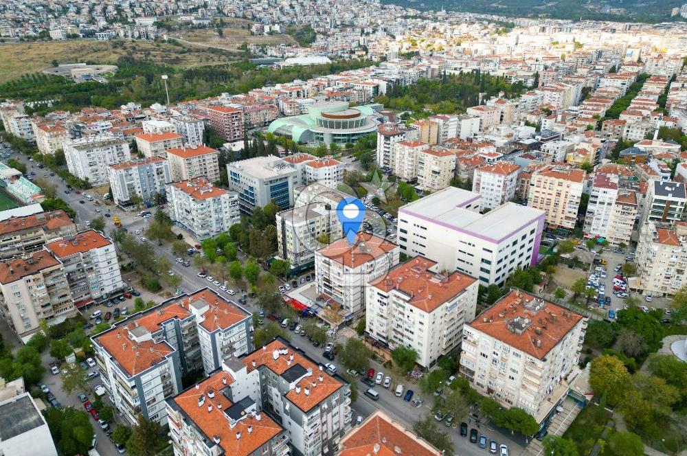 KİRALIK BORNOVA GEDİZ CADDESİ ÜZERİNDE TERASLI 1. KAT 150M