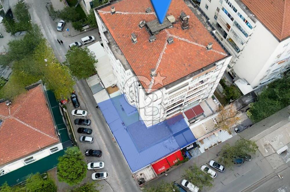 KİRALIK BORNOVA GEDİZ CADDESİ ÜZERİNDE TERASLI 1. KAT 150M