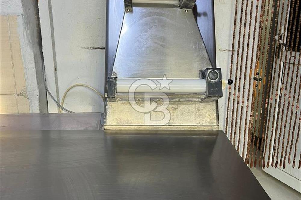 Urla Altıntaş Caddede Devren Kiralık Tabela Değeri Yüksek Dükkan