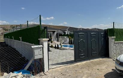 1287643080 PROTOKOL YAŞAMDA SATILIK 2+1 HAVUZLU VİLLA