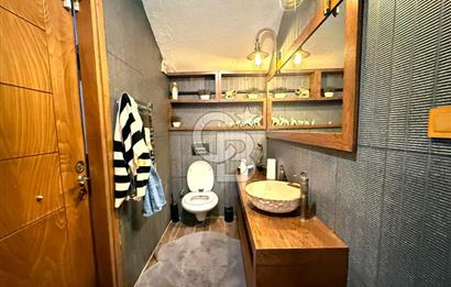 Ümraniye Atakant Mahallesi'nde Satılık 4+2 Villa