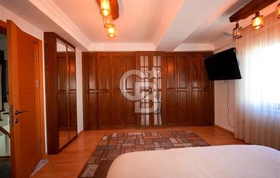 Ümraniye Atakant Mahallesi'nde Satılık 4+2 Villa