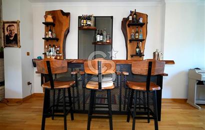 Ümraniye Atakant Mahallesi'nde Satılık 4+2 Villa