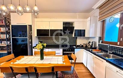 Ümraniye Atakant Mahallesi'nde Satılık 4+2 Villa