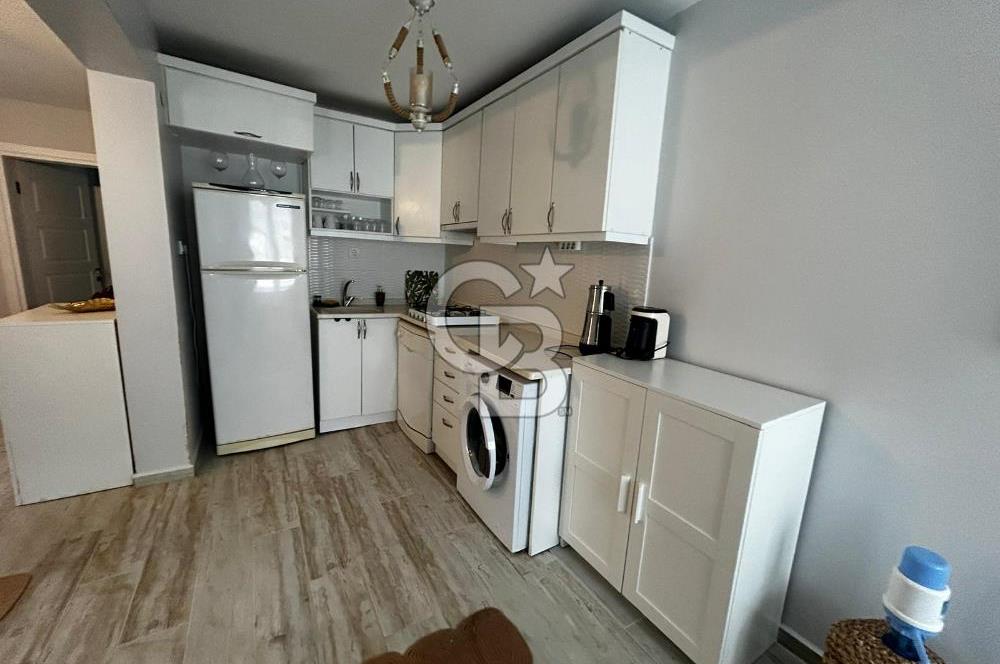 FOÇA FOTAŞ TATİLKÖYÜNDE MUHTEŞEM LOKASYONDA KİRALIK 1+1 DAİRE