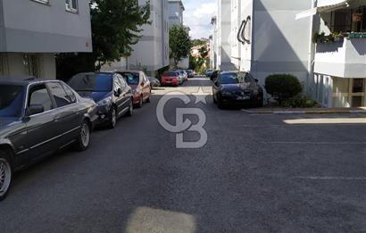Acıbademde Güvenlikli Site İçerisinde Açık Otoparklı Kiralık 3+1