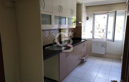 Acıbademde Güvenlikli Site İçerisinde Açık Otoparklı Kiralık 3+1