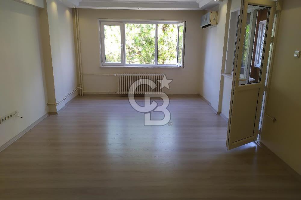 Acıbademde Güvenlikli Site İçerisinde Açık Otoparklı Kiralık 3+1