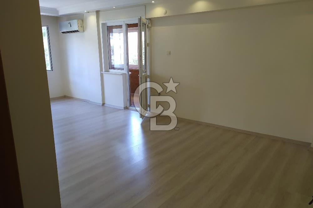 Acıbademde Güvenlikli Site İçerisinde Açık Otoparklı Kiralık 3+1