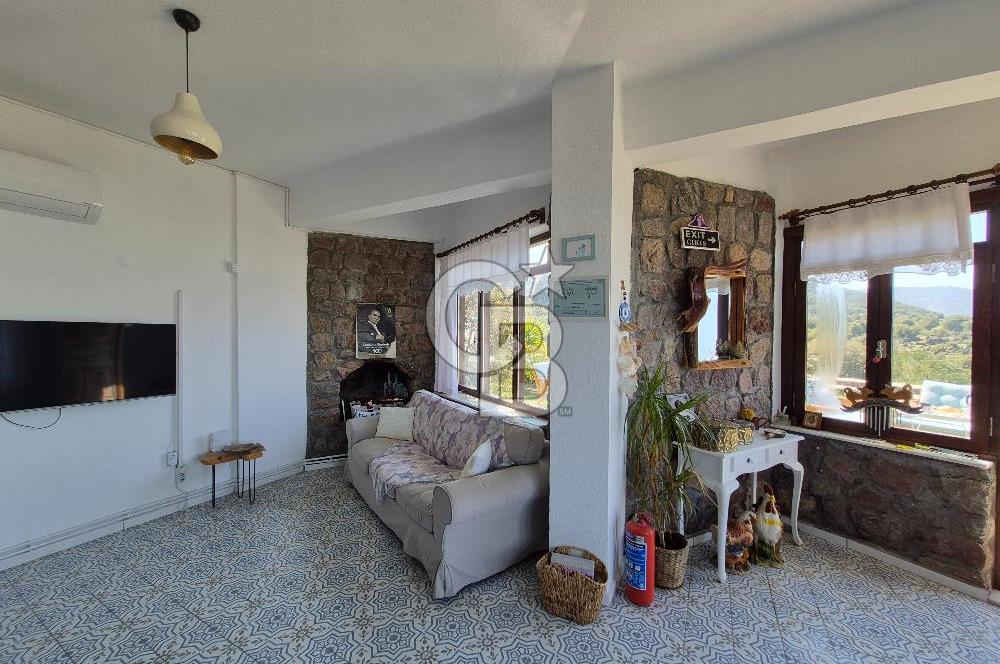 DİKİLİ'DE DENİZ MANZARALI 6 ODALI TAŞ BUTİK OTEL