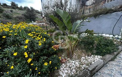 FOÇA FOTAŞ TATİLKÖYÜNDE MUHTEŞEM LOKASYONDA KİRALIK 1+1 DAİRE