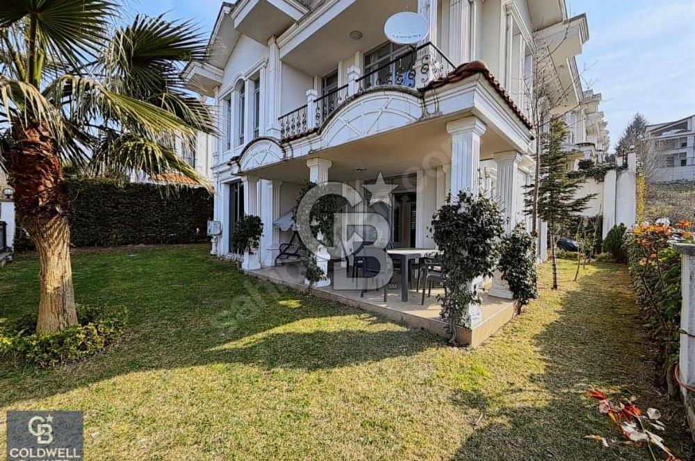 Kocaeli'de Deniz Manzaralı Müstakil Bahçeli Lüks Villa
