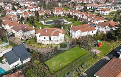 SAPANCANIN KALBİNDE HUZUR: SİTE İÇİNDE DOĞAYLA İÇ İÇE 3+1 VİLLA