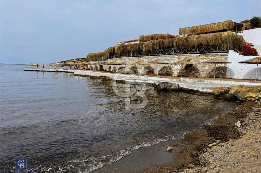 FOÇA FOTAŞ TATİLKÖYÜNDE MUHTEŞEM LOKASYONDA KİRALIK 1+1 DAİRE