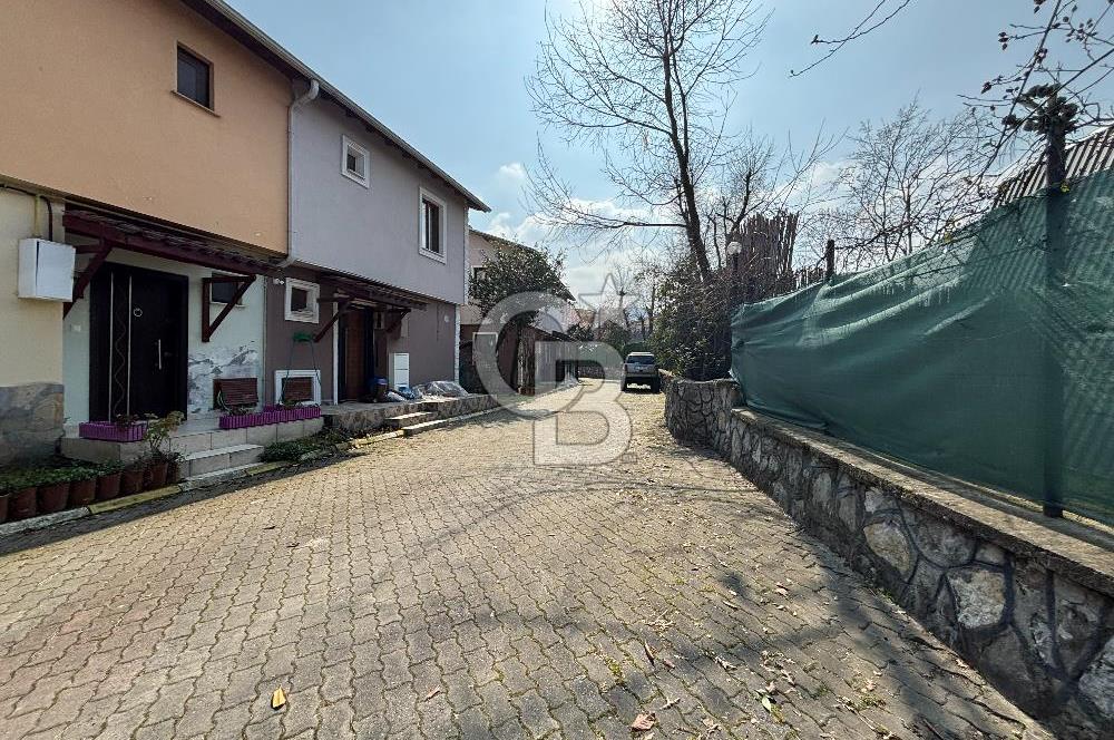 SAPANCANIN KALBİNDE HUZUR: SİTE İÇİNDE DOĞAYLA İÇ İÇE 3+1 VİLLA