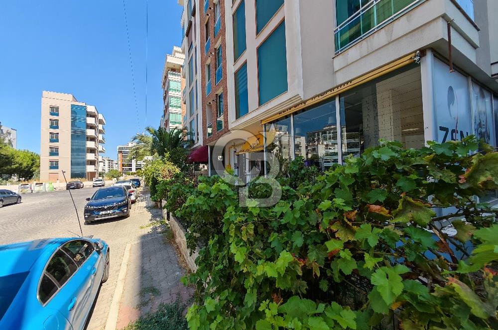 Çiğli Ataşehir'de 200M2 Devren Kiralık Dükkan