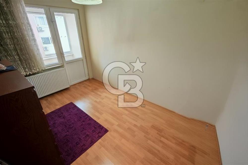 Çekmeköy Yeşilbelde Sitesi Kilerli Satılık 3+1 Daire