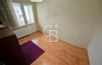 Çekmeköy Yeşilbelde Sitesi Kilerli Satılık 3+1 Daire