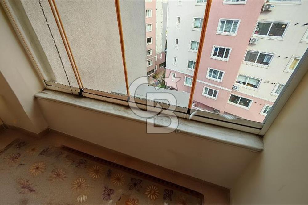 Çekmeköy Yeşilbelde Sitesi Kilerli Satılık 3+1 Daire