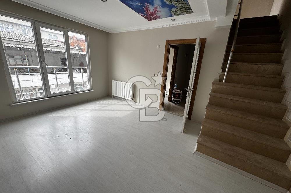 Kıraç Battalgazi'de Satılık 2+1 Balkonlu Dubleks Daire