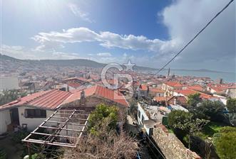 Ayvalık'ta Deniz ve Şehir Manzaralı 4+1 Müstakil Bahçeli Yaşam. - 1 - 339056